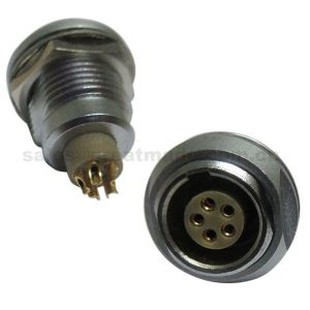 Metallist sokli kahe mutriga kinnitatud (5-PIN)